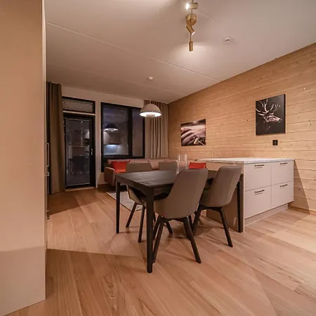 Levillas Lingonberry D26 *