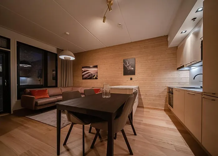 Levillas Lingonberry D26 Levi